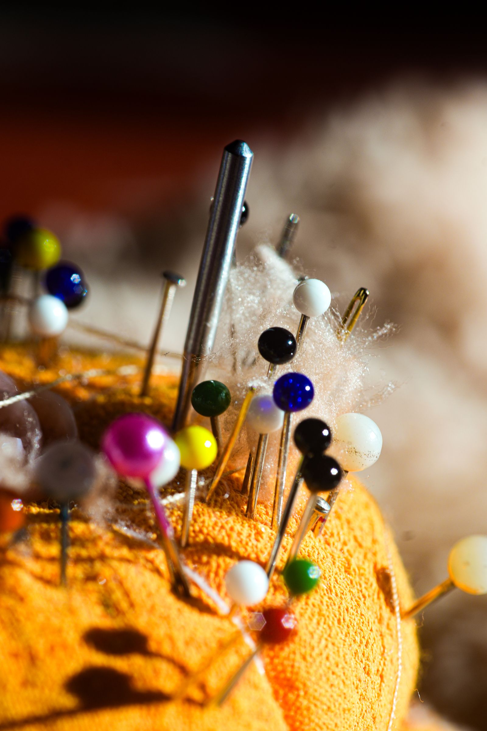 Epingles et accessoires de couture ranges
